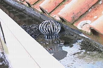 Oorspronkelijk bronbeeld bij Dakgoten