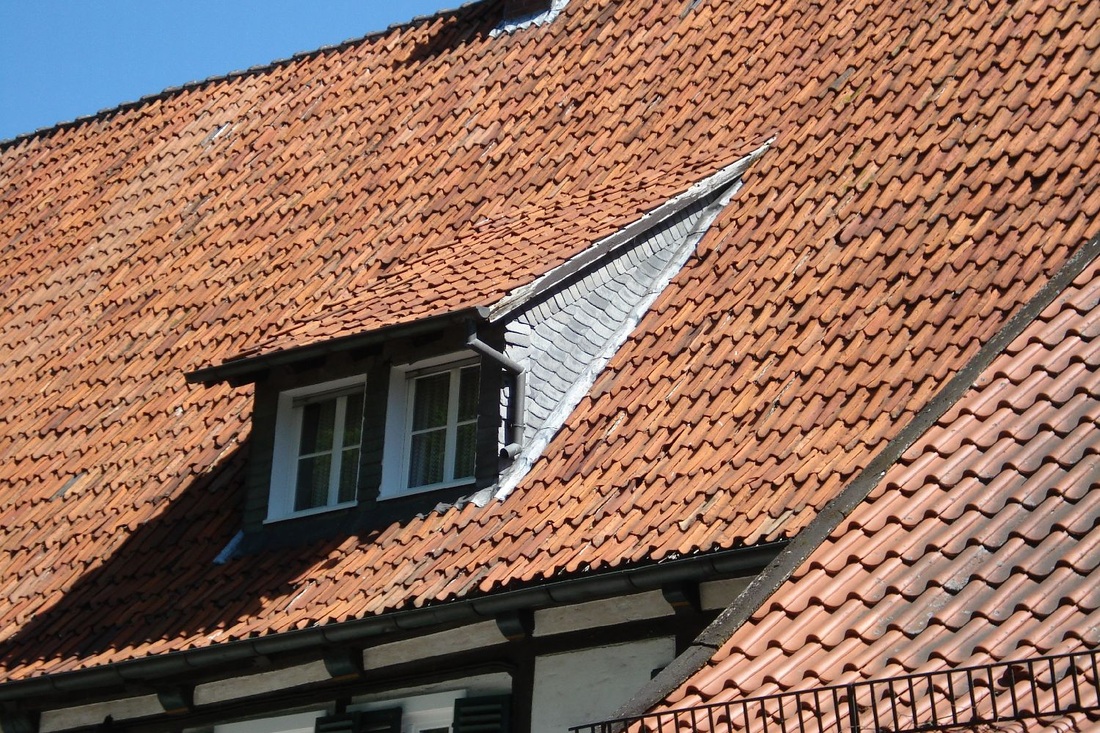 Oorspronkelijk bronbeeld bij Dakkapellen (des lucarnes)
